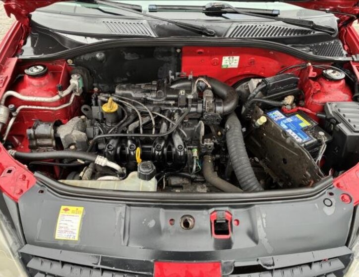 Renault Clio Hatchback 1,1 l 43 kw