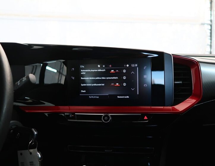 Opel Mokka SUV 1,2 l 74 kw