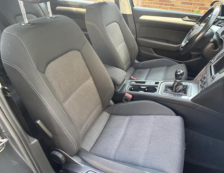 Volkswagen Passat 42