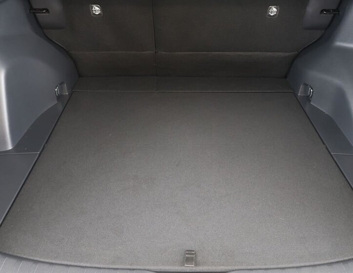 Toyota RAV4 SUV 2,5 l 131 kw