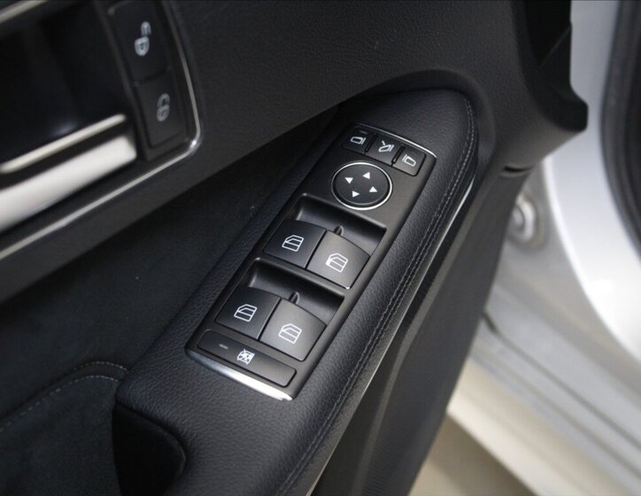 Mercedes-Benz Třídy E Sedan 2,1 l 150 kw