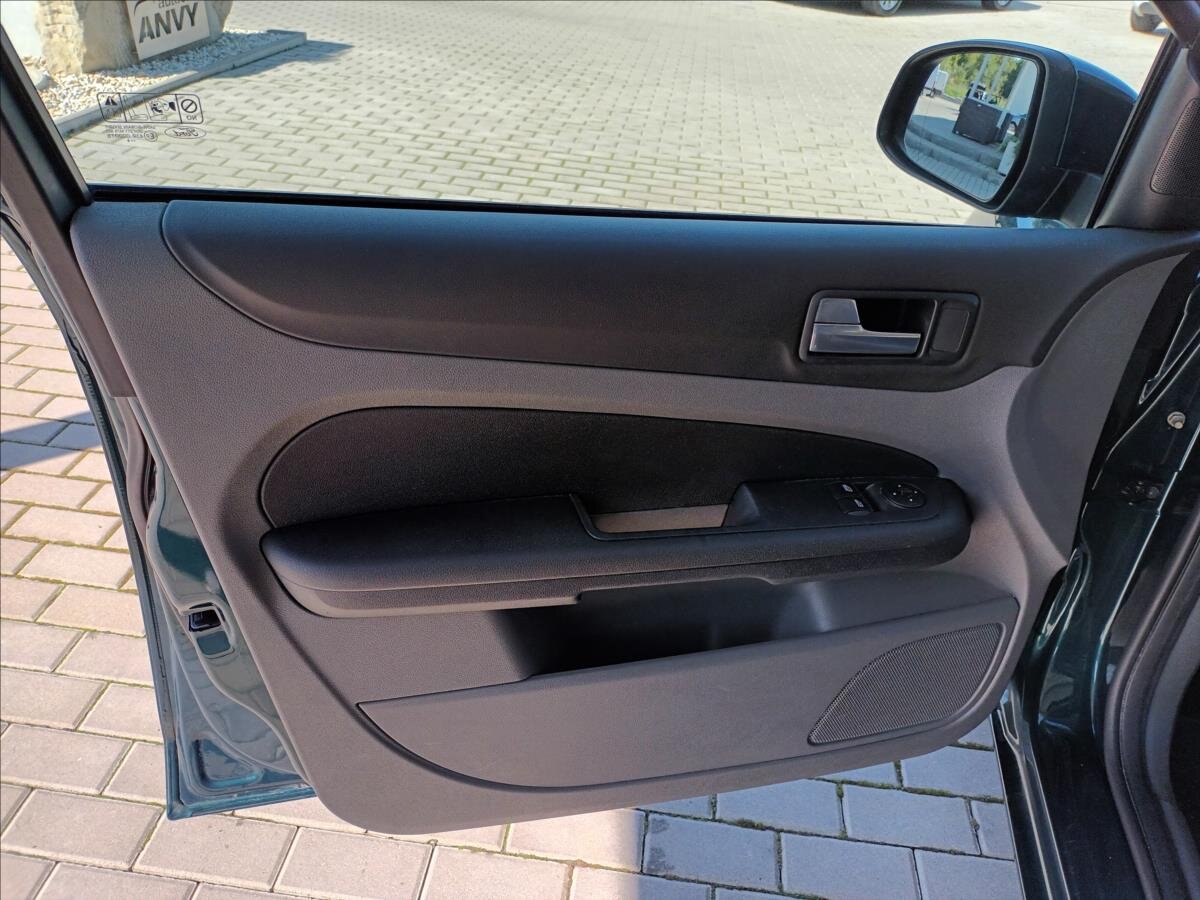 Ford Focus Hatchback 1,4 l 59 kw