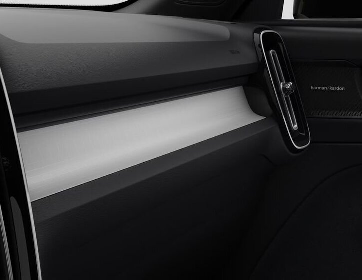 Volvo XC40 SUV / Terénní 2,0 l 120 kw