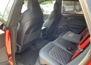 Audi Q8 22