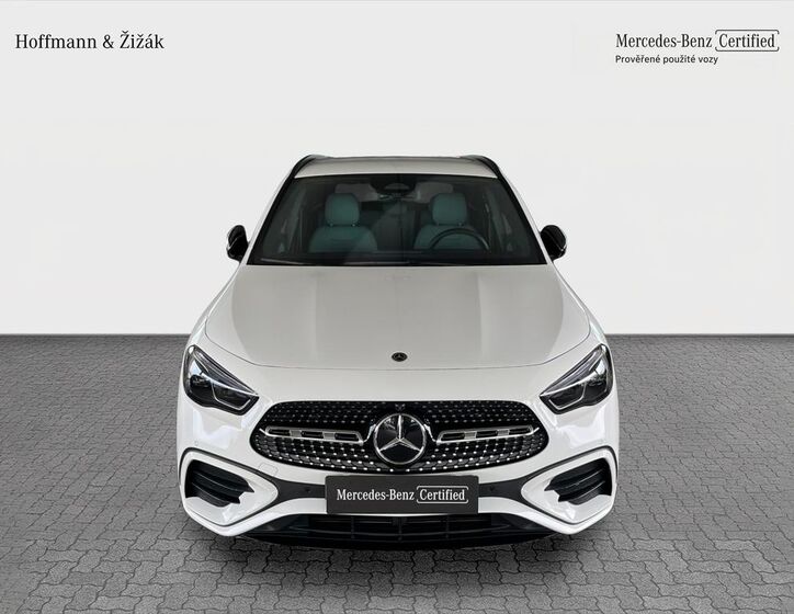 Mercedes-Benz GLA 2