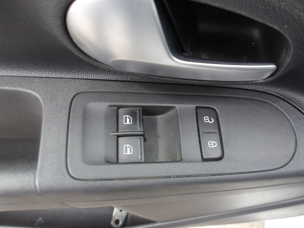 Volkswagen up! Hatchback 999,0 50 kw