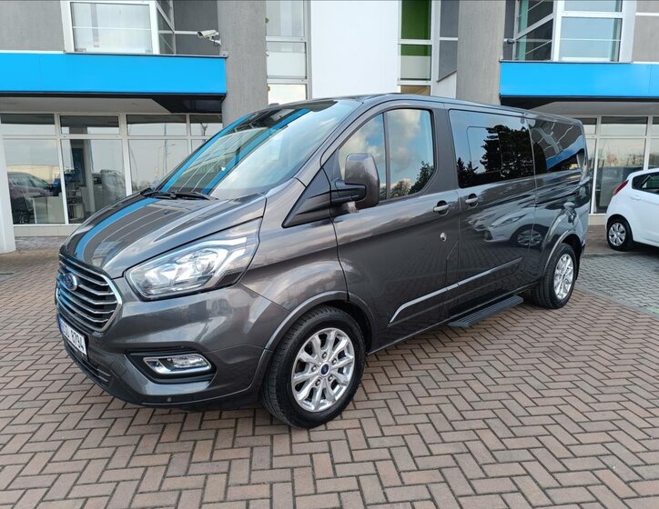 Ford Tourneo Custom MPV 2,0 l 125 kw