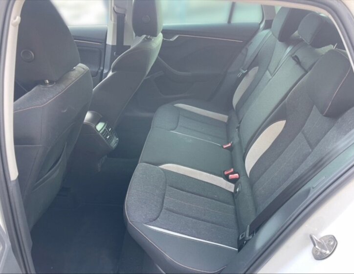 Škoda Scala Hatchback 999,0 81 kw