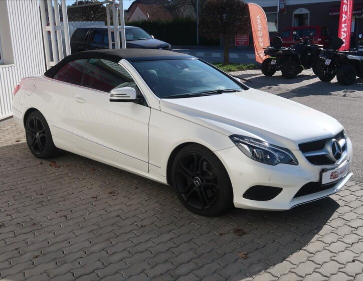 Mercedes-Benz Třídy E Kabriolet 3,0 l 185 kw