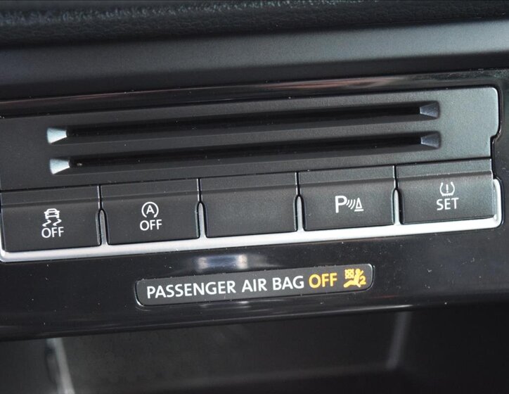 Volkswagen Sharan MPV 2,0 l 103 kw