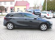 KIA Ceed Hatchback 1,5 l 117 kw