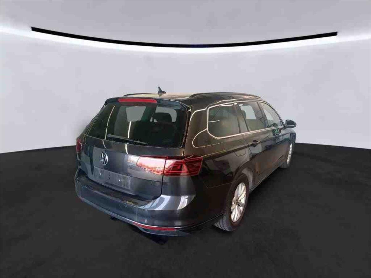 Volkswagen Passat Kombi 2,0 l 110 kw