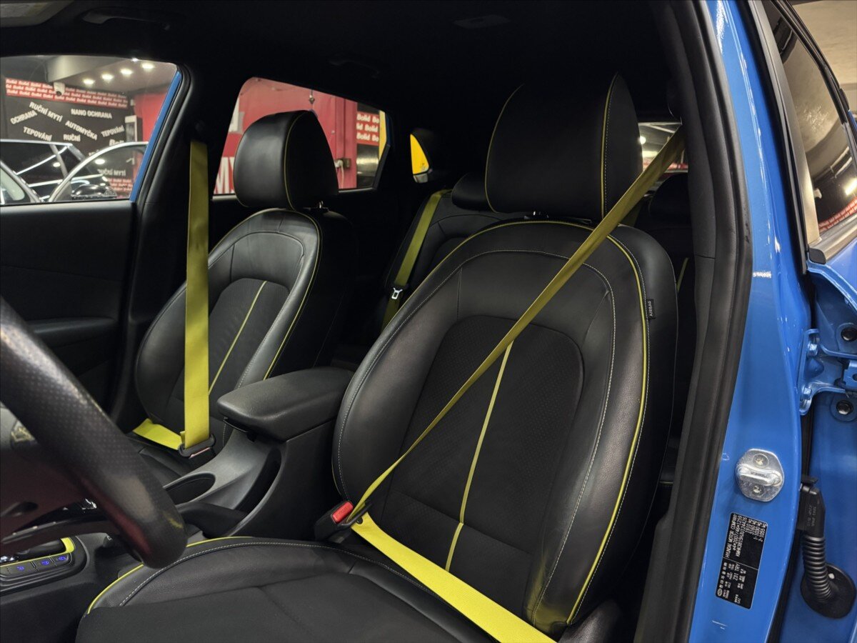 Hyundai Kona SUV / Terénní 1,6 l 130 kw