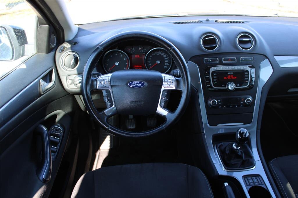 Ford Mondeo Liftback 1,6 l 118 kw