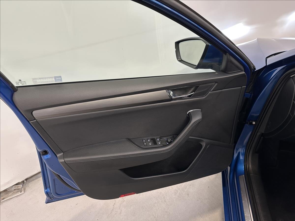 Škoda Superb Liftback 2,0 l 147 kw