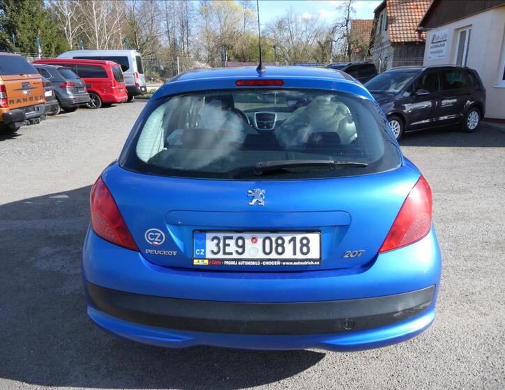 Peugeot 207 6