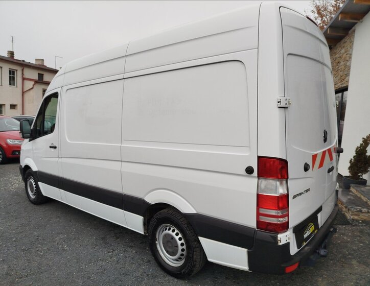 Mercedes-Benz Sprinter Skříň 2,1 l 95 kw