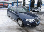 Volkswagen Passat Sedan 2,0 l 103 kw