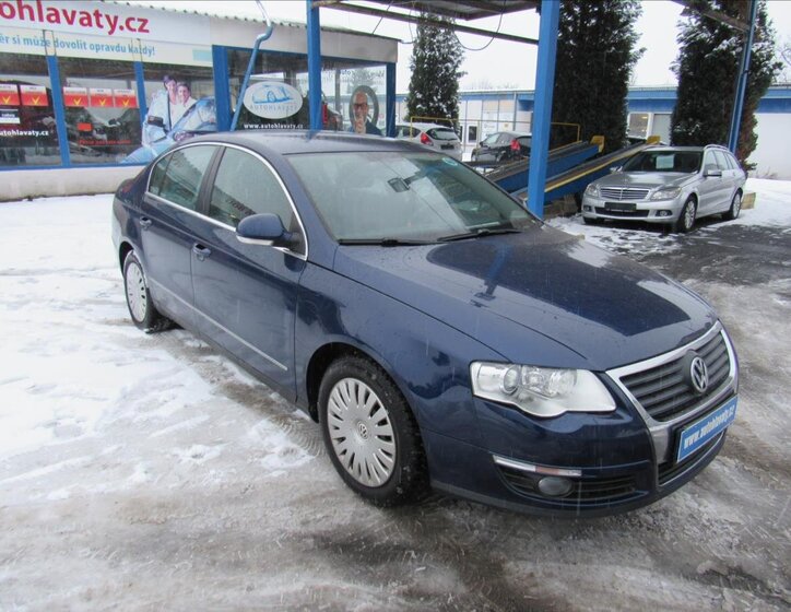 Volkswagen Passat Sedan 2,0 l 103 kw