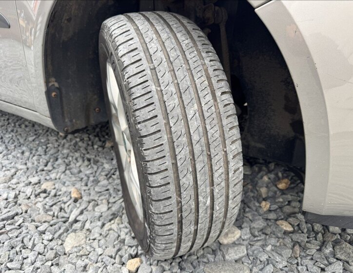 Škoda Roomster Kombi 1,2 l 51 kw