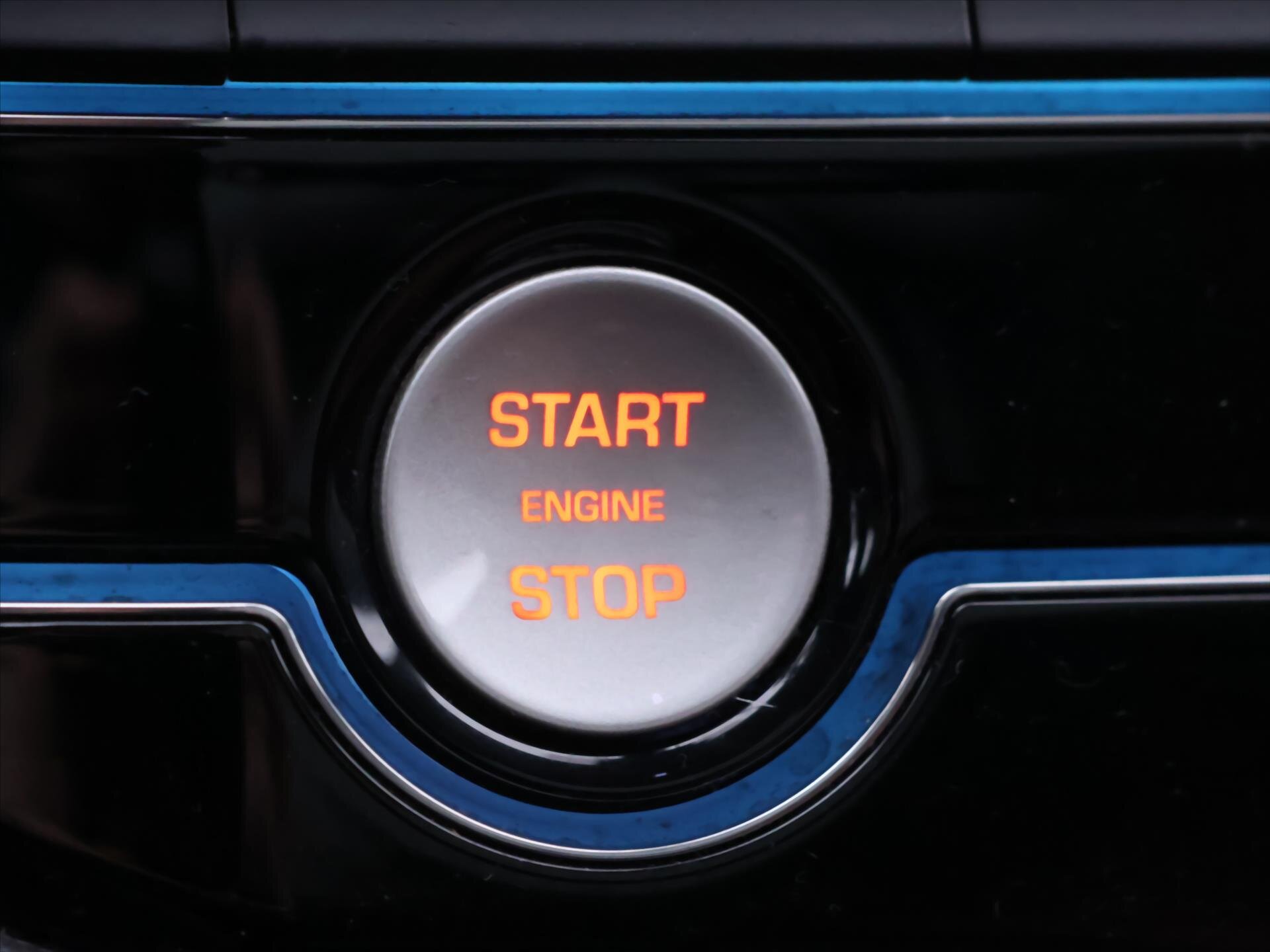 Jaguar F-Pace SUV / Terénní 2,0 l 132 kw