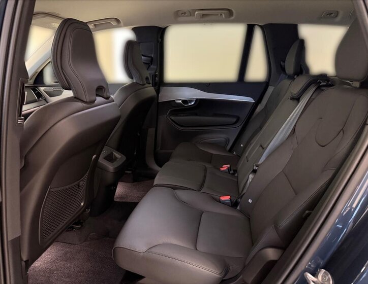 Volvo XC90 SUV 2,0 l 173 kw