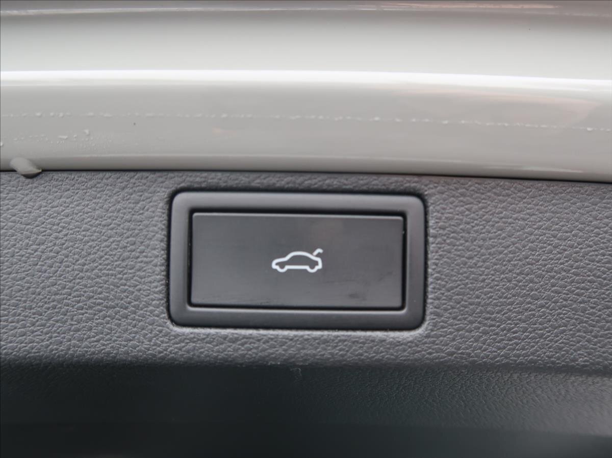 Škoda Scala Hatchback 999,0 85 kw