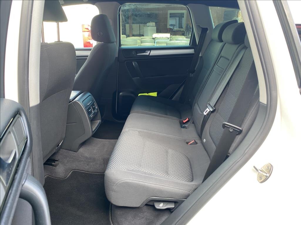 Volkswagen Touareg SUV / Terénní 3,0 l 176 kw