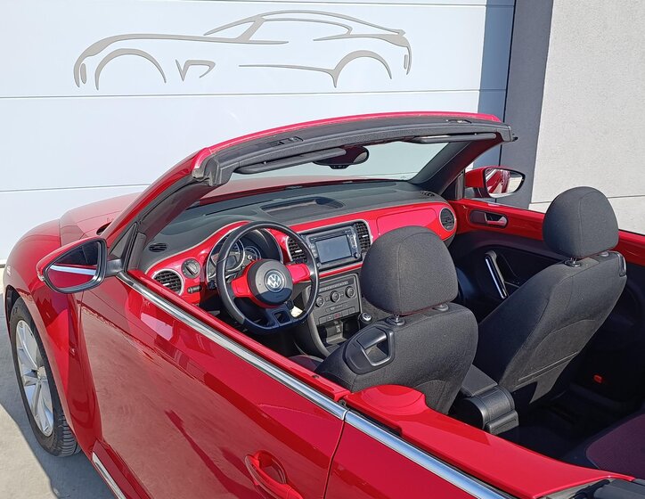Volkswagen Beetle Kabriolet 1,2 l 77 kw