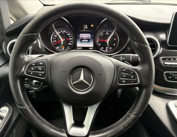 Mercedes-Benz Třídy V 13