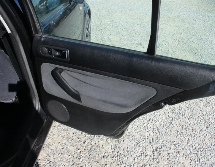 Volkswagen Golf Hatchback 1,6 l 77 kw