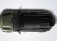 Land Rover Defender 4