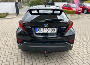 Toyota C-HR SUV / Terénní 1,8 l 72 kw