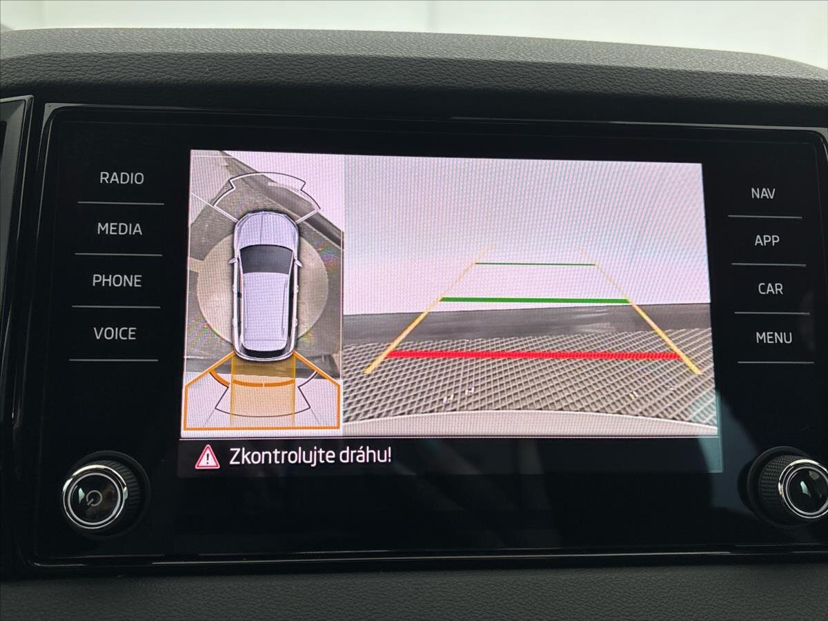 Škoda Karoq SUV / Terénní 1,5 l 110 kw