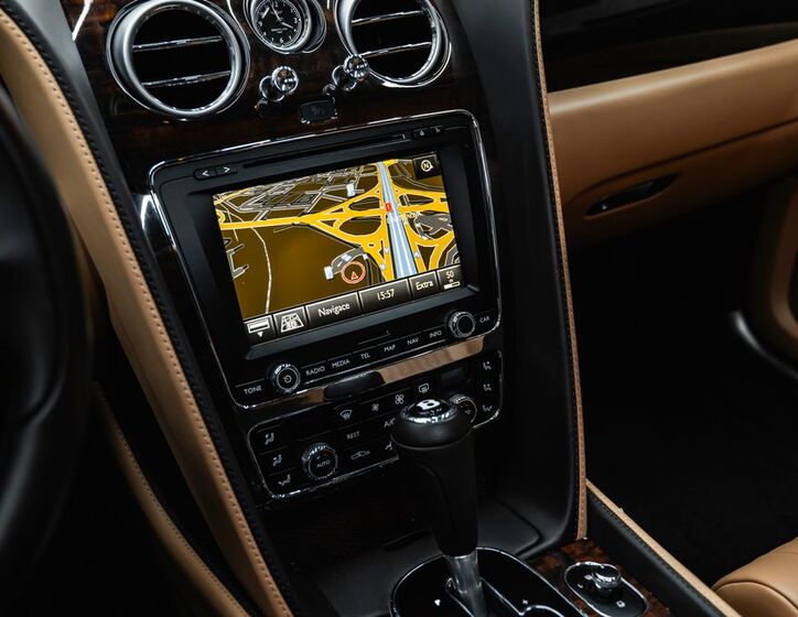 Bentley Flying Spur 9