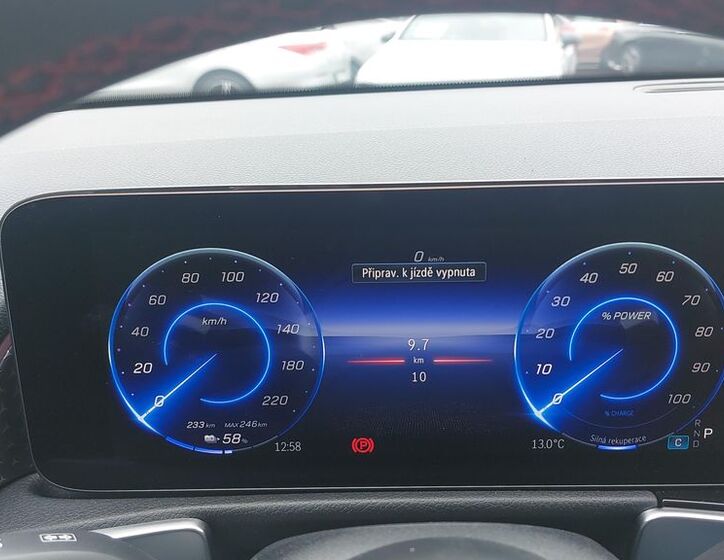 Mercedes-Benz EQB 14