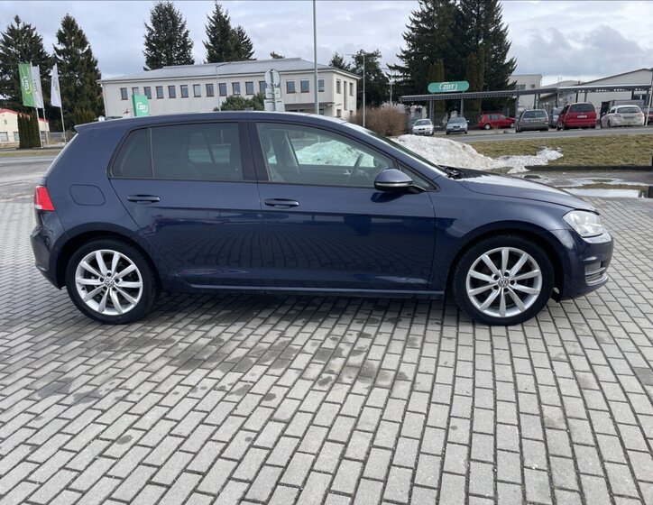 Volkswagen Golf Hatchback 1,6 l 77 kw