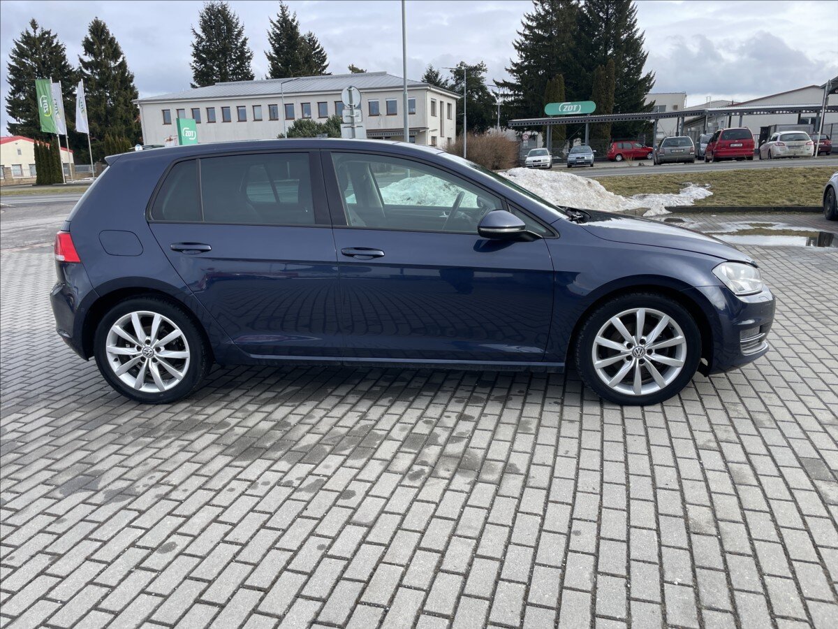 Volkswagen Golf Hatchback 1,6 l 77 kw