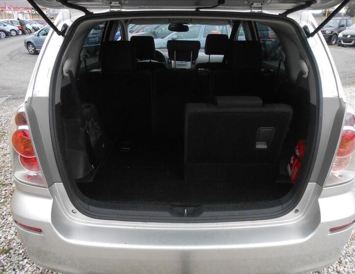 Toyota Corolla Verso 17