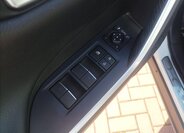 Toyota RAV4 SUV / Terénní 2,5 l 131 kw