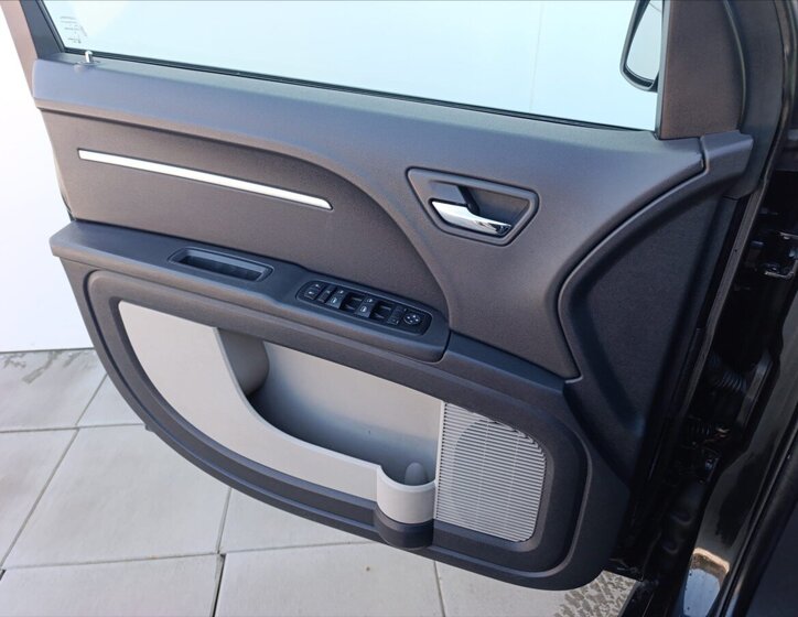 Dodge Journey SUV / Terénní 2,0 l 103 kw