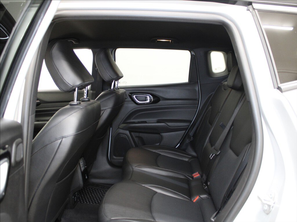 Jeep Compass SUV / Terénní 1,3 l 110 kw