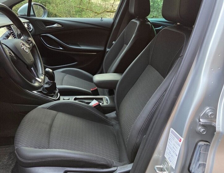 Opel Astra SUV / Terénní 0,0 92 kw