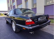 Jaguar XJR 3