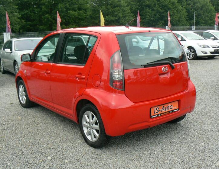 Daihatsu Sirion 4