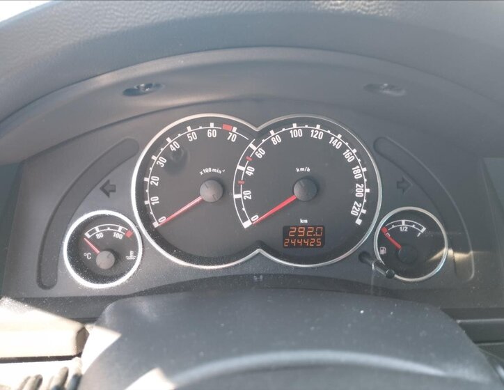 Opel Meriva MPV 1,6 l 77 kw