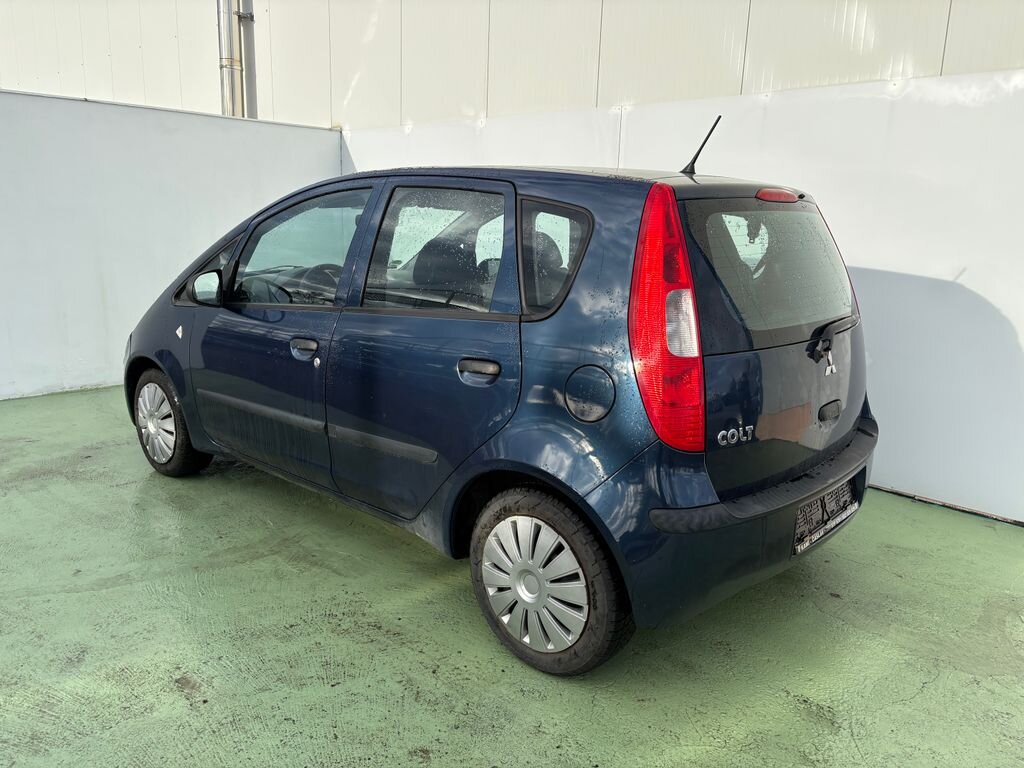 Mitsubishi Colt