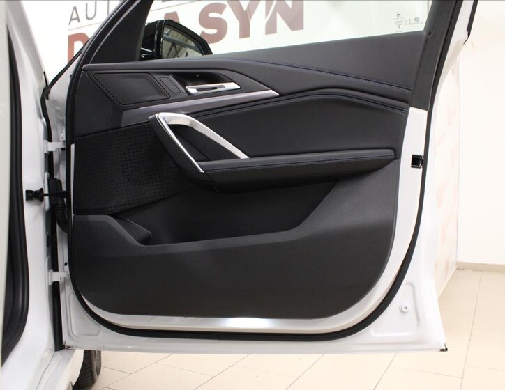 BMW X1 SUV 2,0 l 145 kw