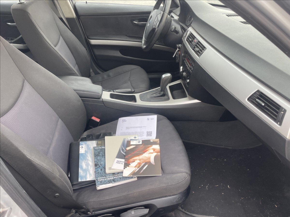 BMW Řada 3 Sedan / Limuzína 2,0 l 105 kw