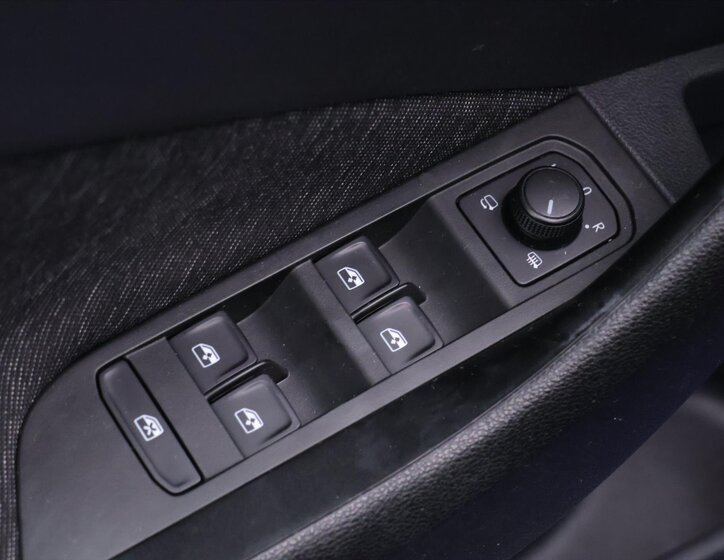 Škoda Scala Hatchback 999,0 85 kw